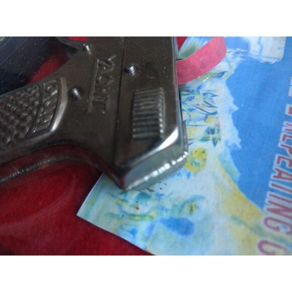 Japanese Cap Gun By YACHT 1958 Framed Excellent Condition - Picture 7 of 13